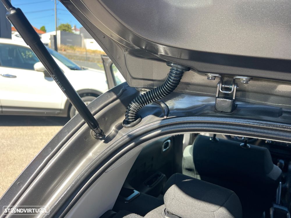 Citroën C3 1.2 PureTech Feel - 32