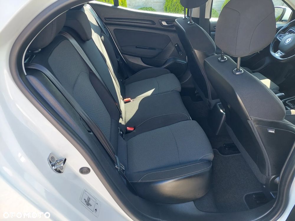 Renault Megane ENERGY TCe 100 INTENS - 28