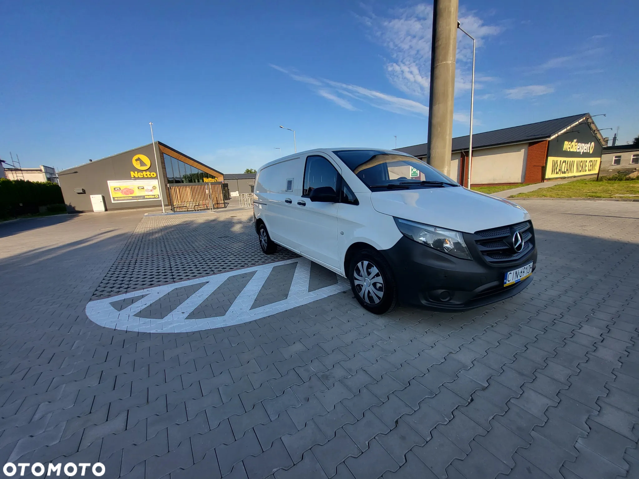 Mercedes-Benz VITO - 14