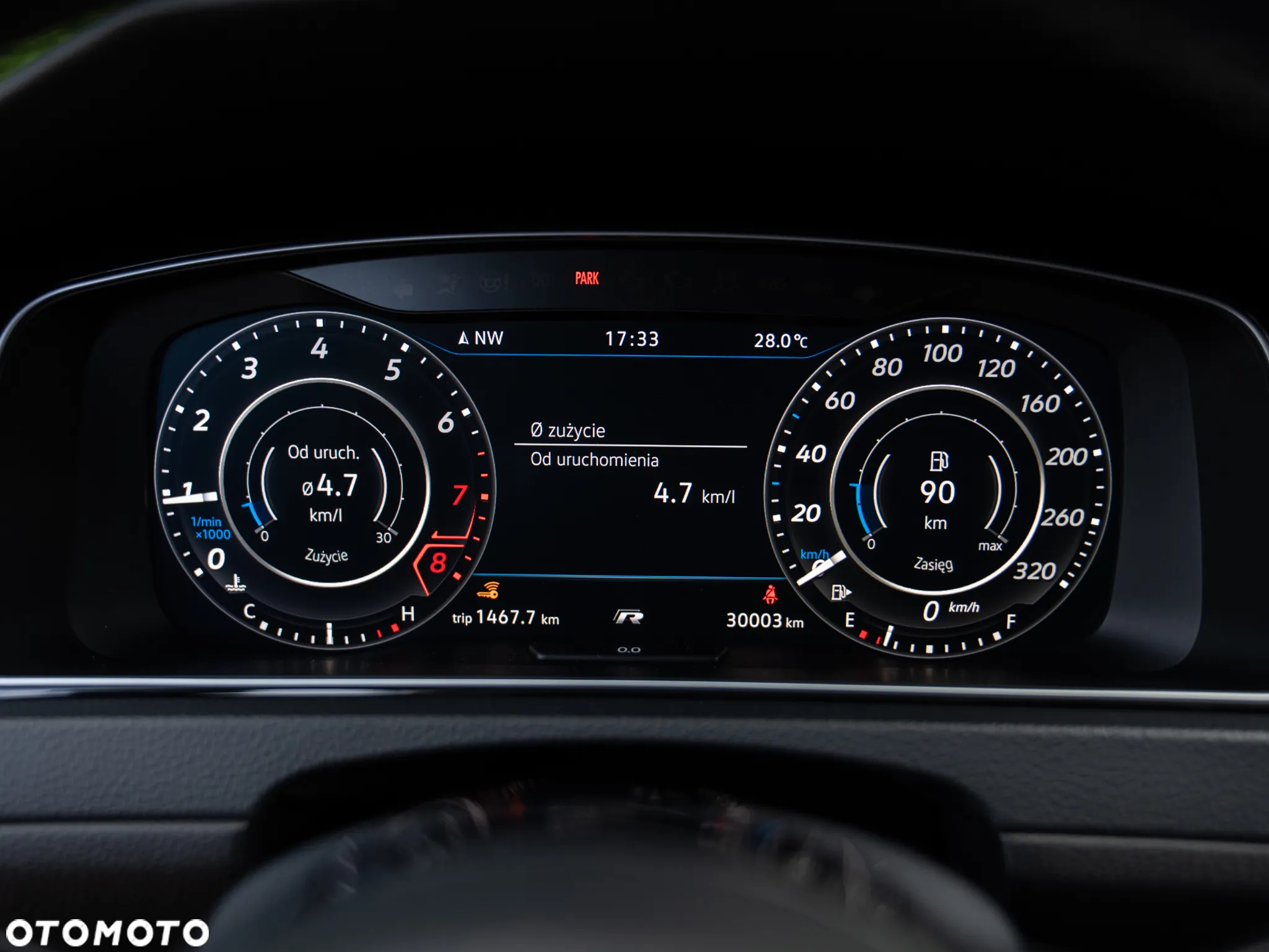 Volkswagen Golf - 36