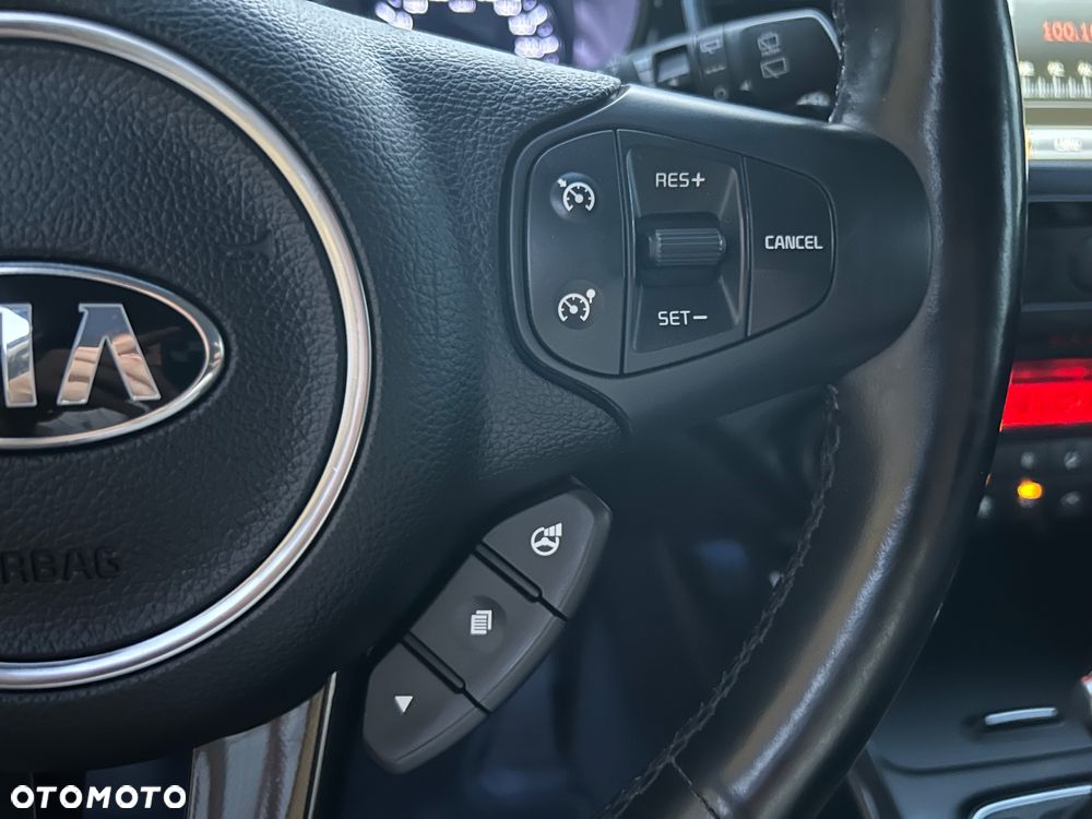 Kia Carens 1.7 CRDi Edition 7 - 24