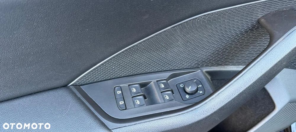 Skoda Octavia 2.0 TDI DSG Ambition - 29