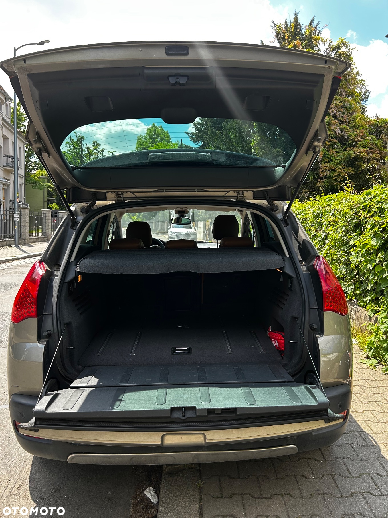 Peugeot 3008 2.0 HDi HYbrid4 - 6