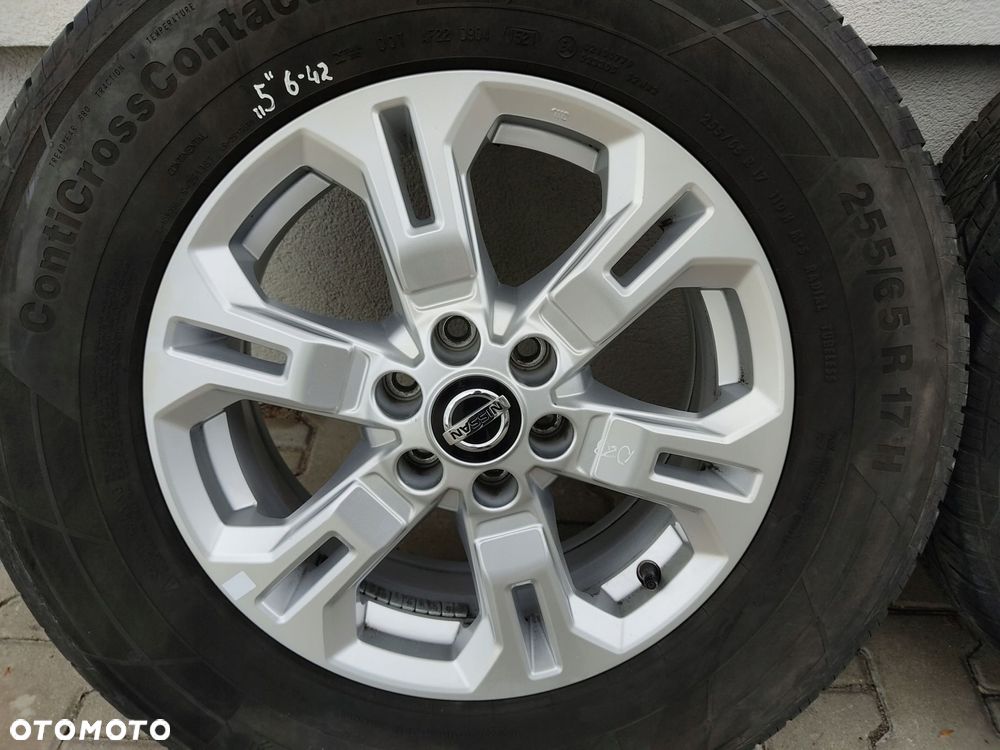 koła opony felgi aluminiowe 17 nissan navara iv d23 np300 6x114.3 et45 7j - 3