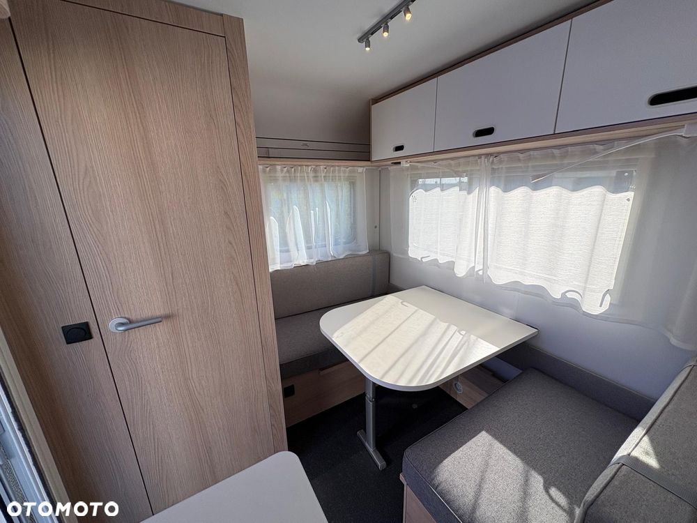 Adria Aviva 400 PS - 11