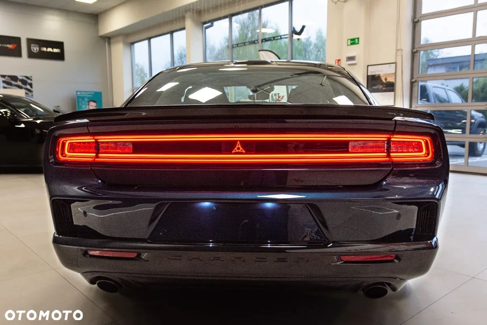 Dodge Charger - 10