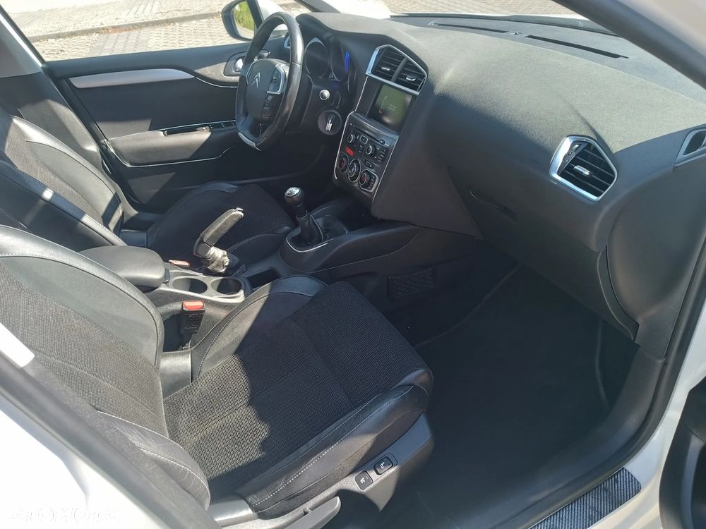 Citroën C4 HDi 90 Business Class - 15