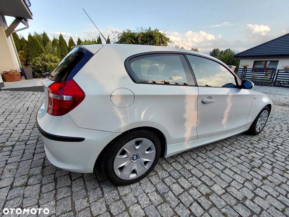 BMW Seria 1 116i - 6