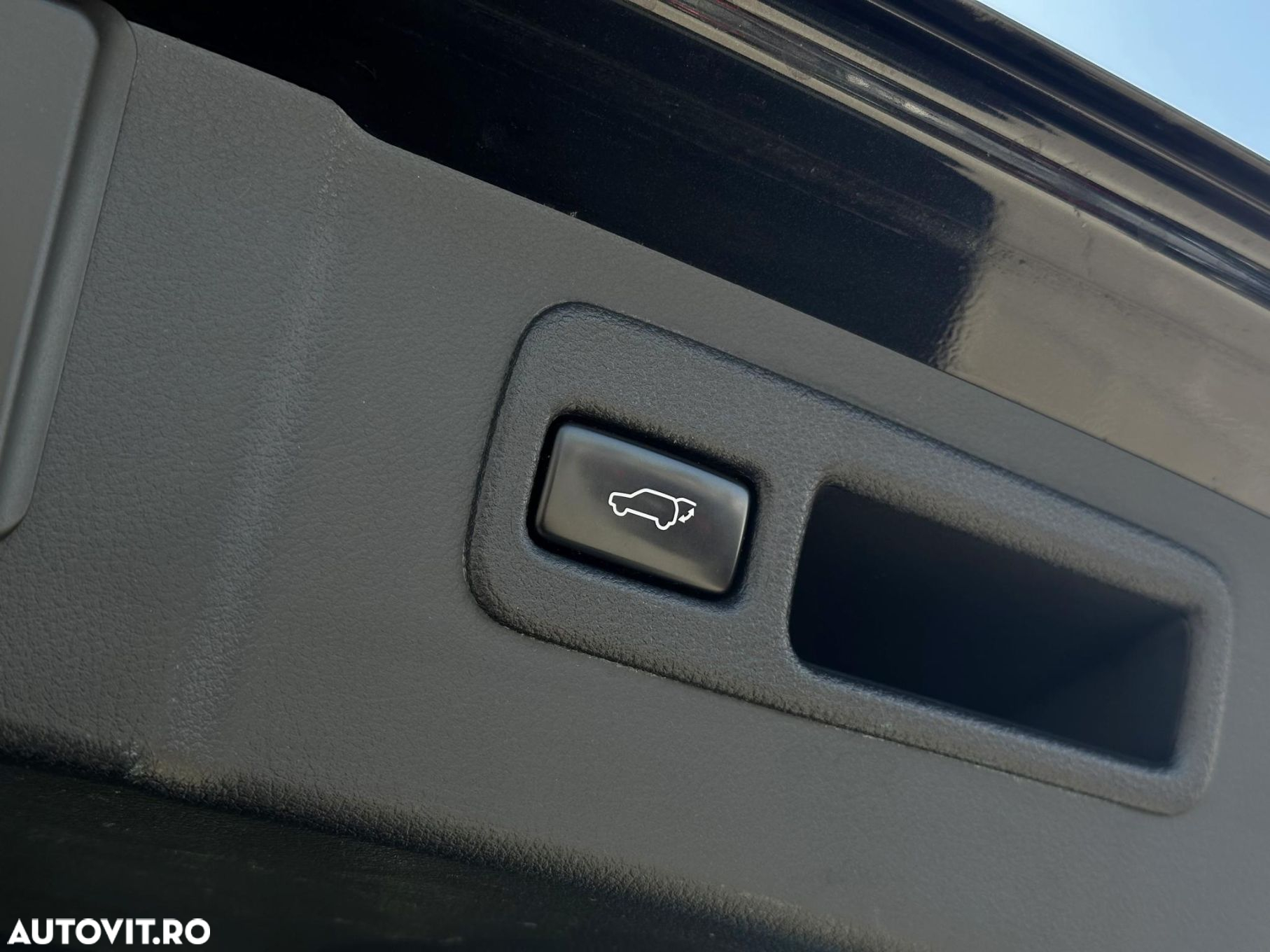 Lexus Seria NX - 25