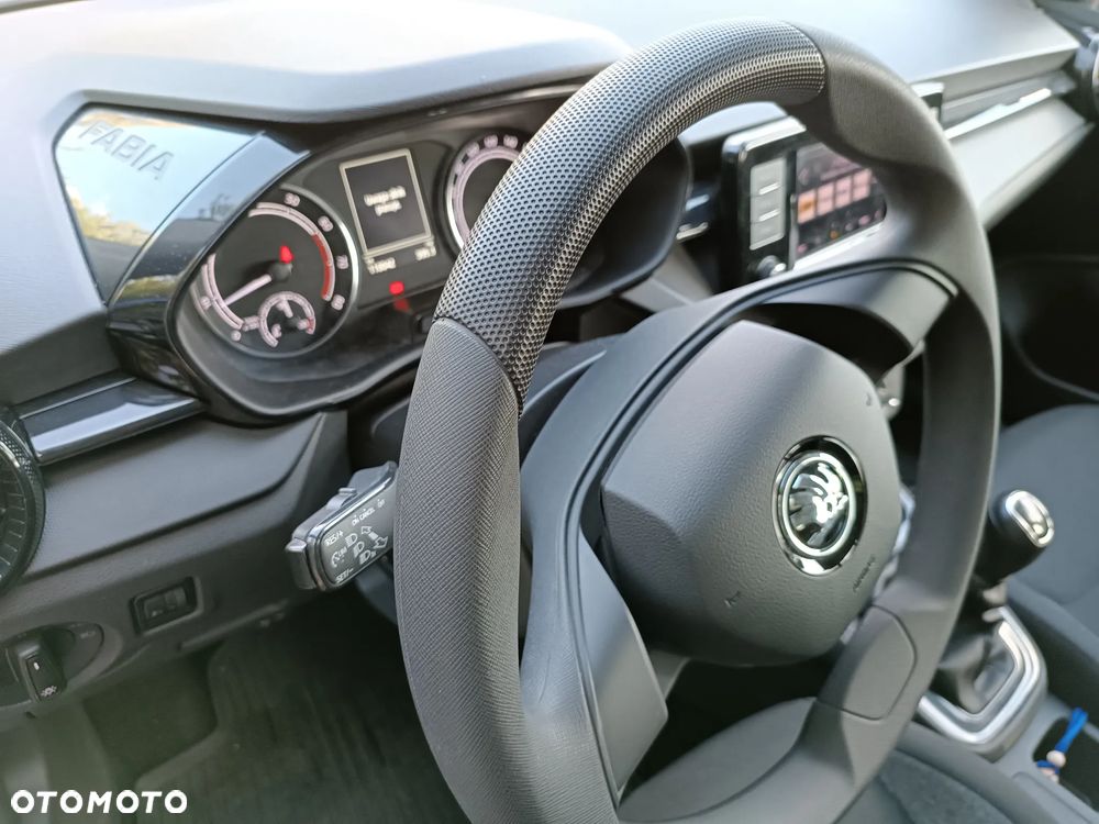 Skoda Fabia 1.0 Active - 12