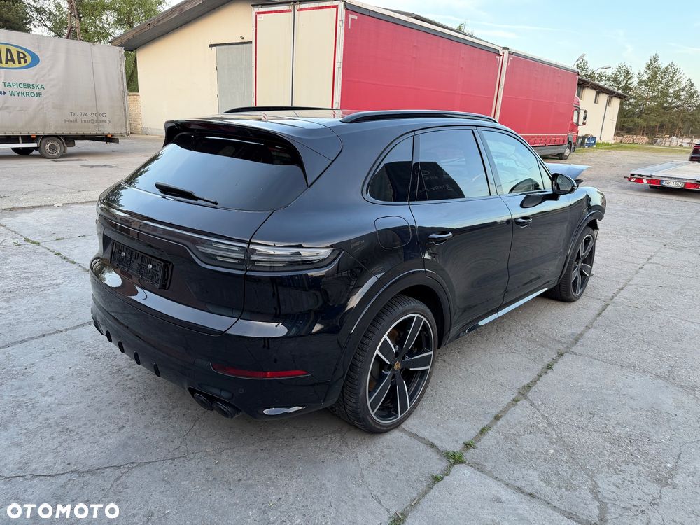 Porsche Cayenne E-Hybrid Tiptronic S Platinum Edition - 3