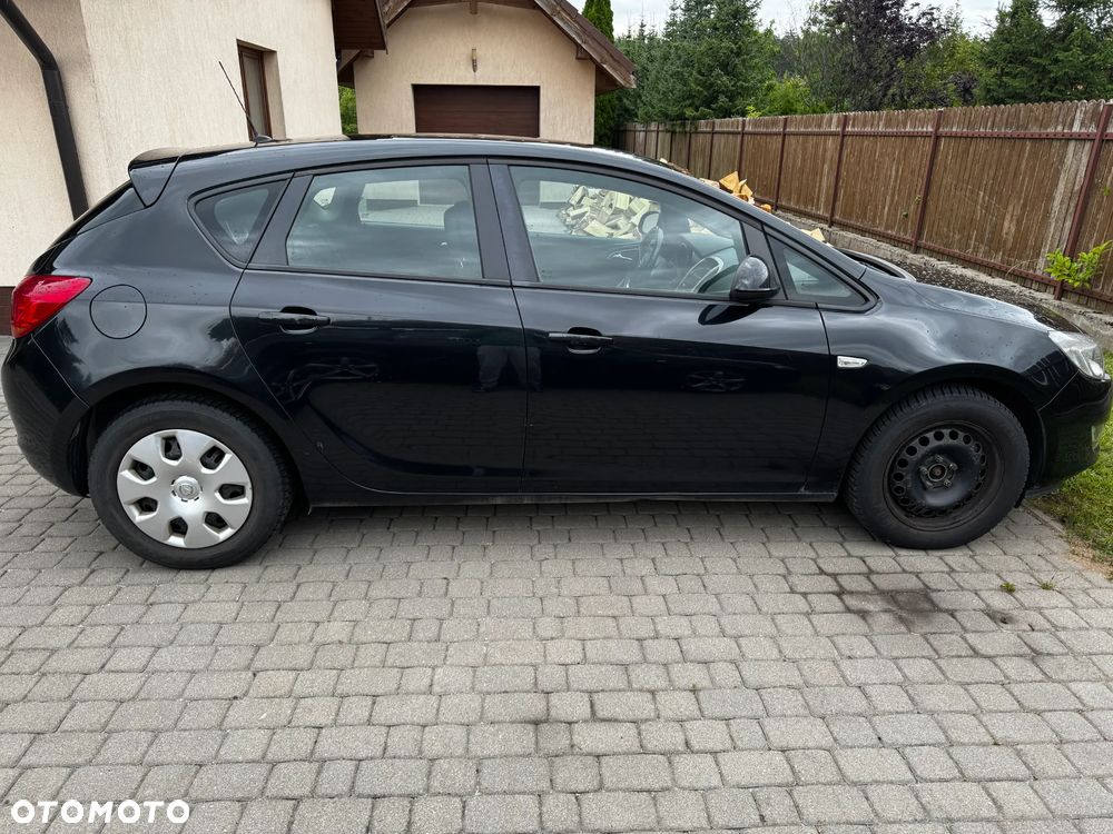 Opel Astra 1.7 CDTI - 8