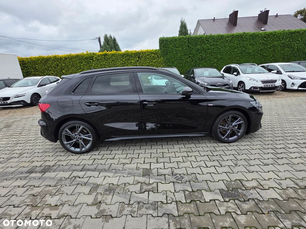 Audi A3 Sportback - 12