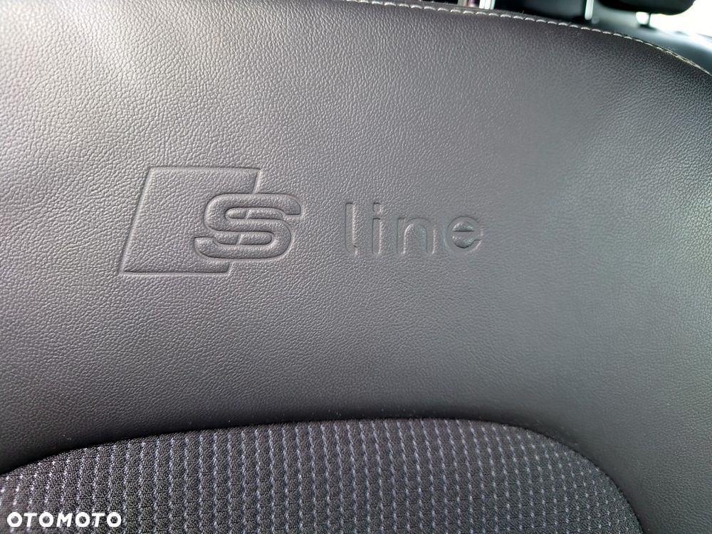 Audi A4 Avant 2.0 TDI - 26