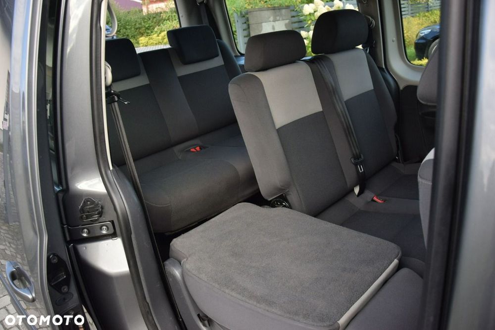 Volkswagen Caddy - 22