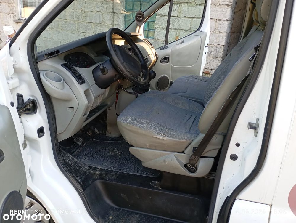 Renault Trafic Passenger - 10