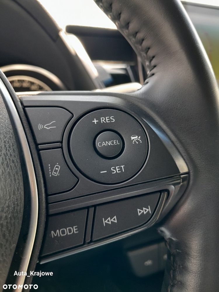 Toyota Camry 2.5 Hybrid Prestige CVT - 24