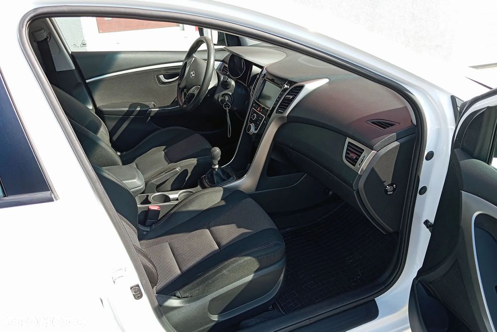 Hyundai i30 - 35