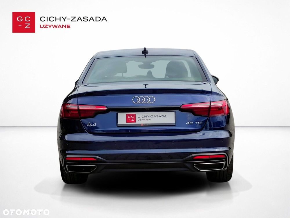 Audi A4 Limousine - 4