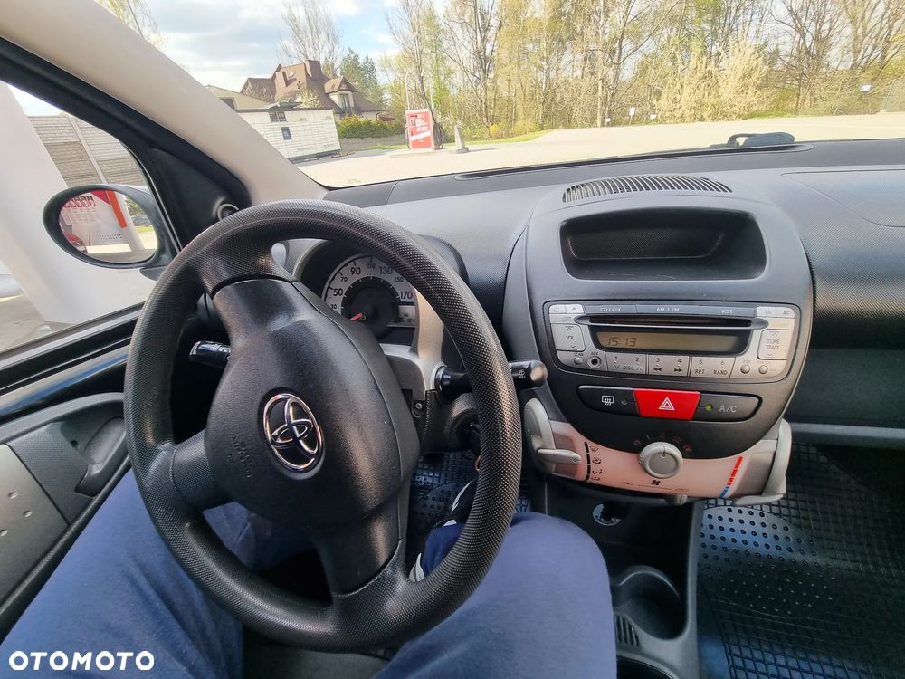 Toyota Aygo 1.0 VVT-i Black - 12