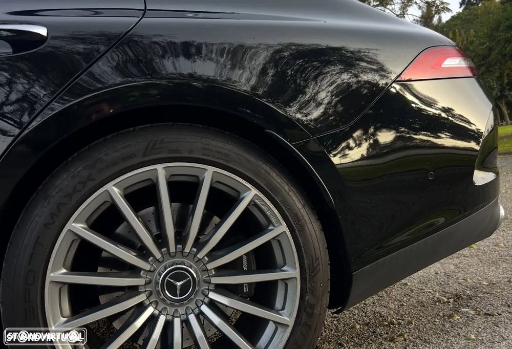 Mercedes-Benz AMG GT 53 4Matic+ - 12