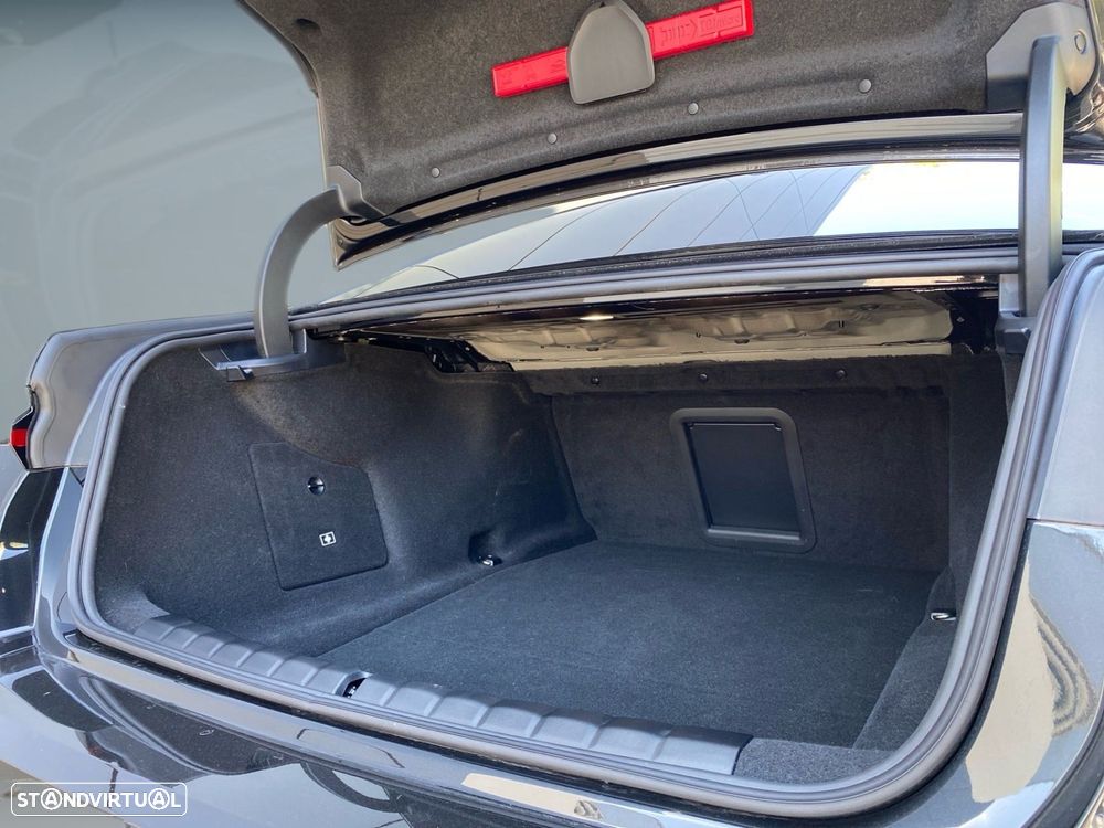 BMW i7 eDrive50 Pack Desportivo M Pro — fotografia 28