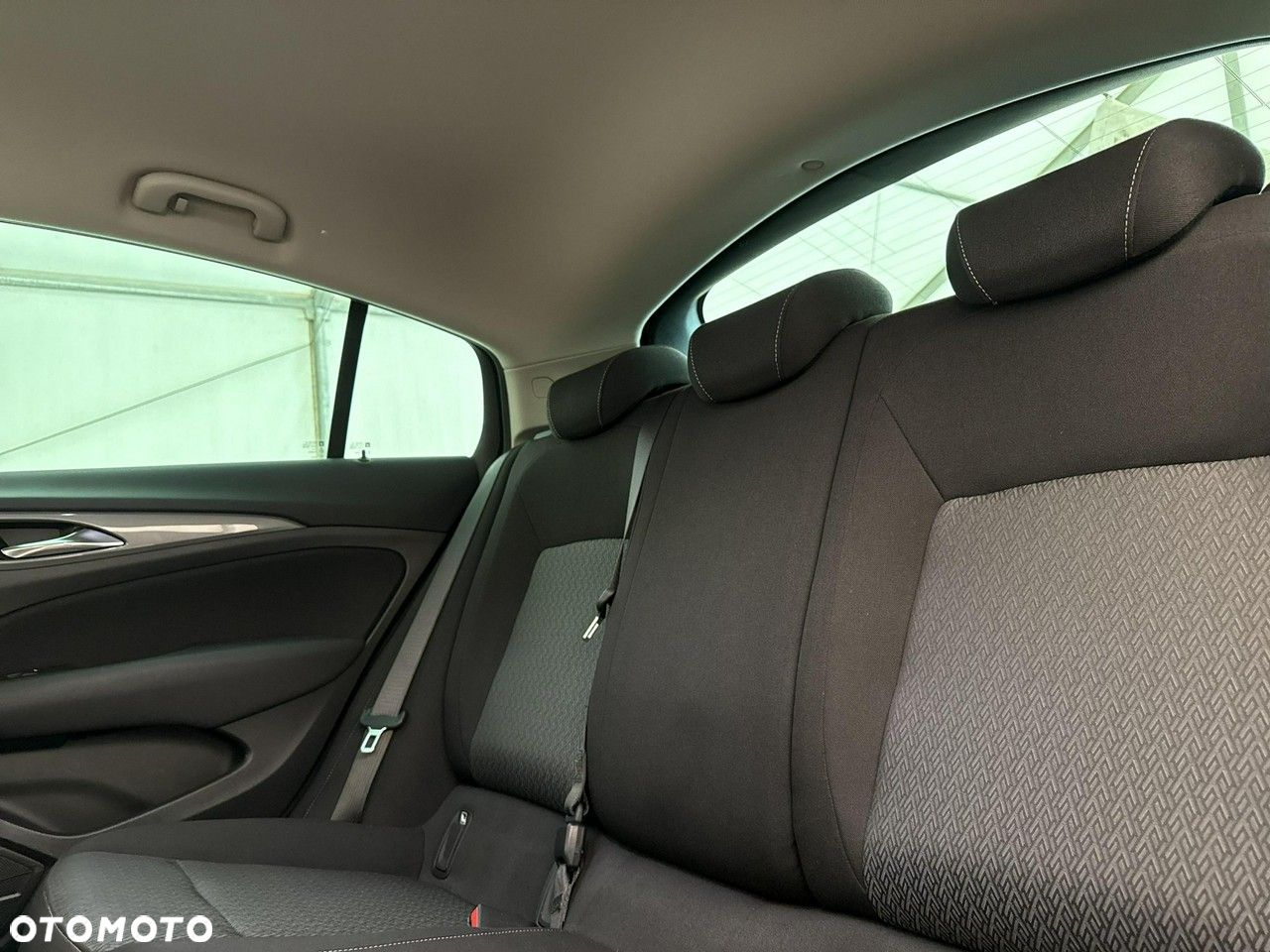 Opel Insignia 1.6 CDTI Enjoy S&S Eco - 18