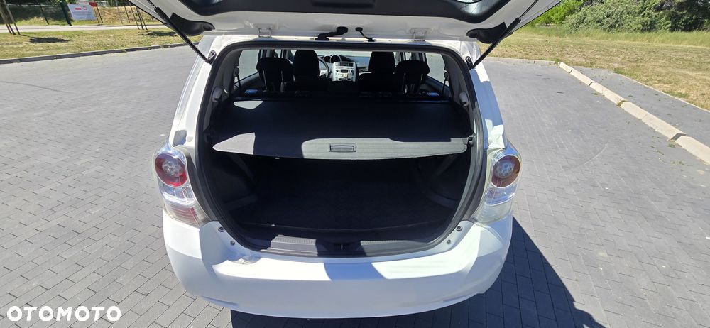Toyota Verso 2.0 D-4D Premium 7os - 6
