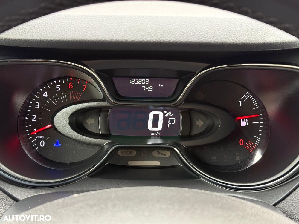 Renault Captur TCe 150 EDC GPF BOSE EDITION - 20