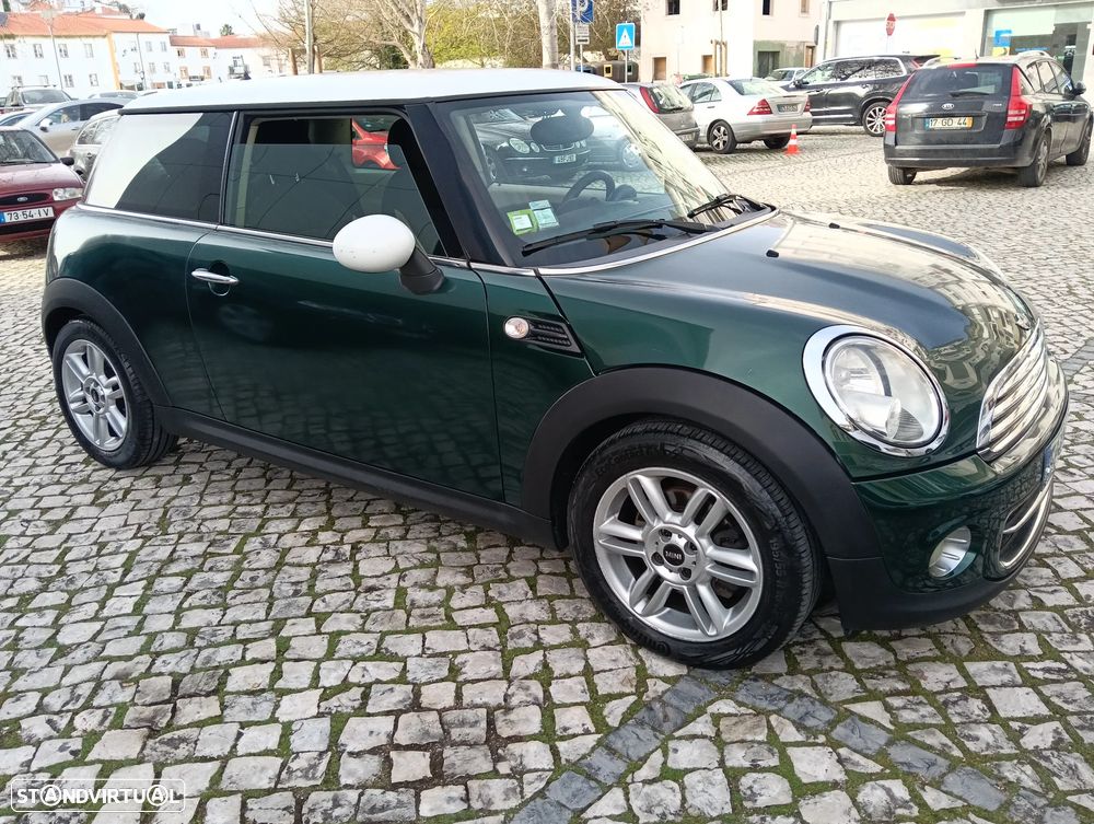 MINI 3 Portas Cooper D - 32