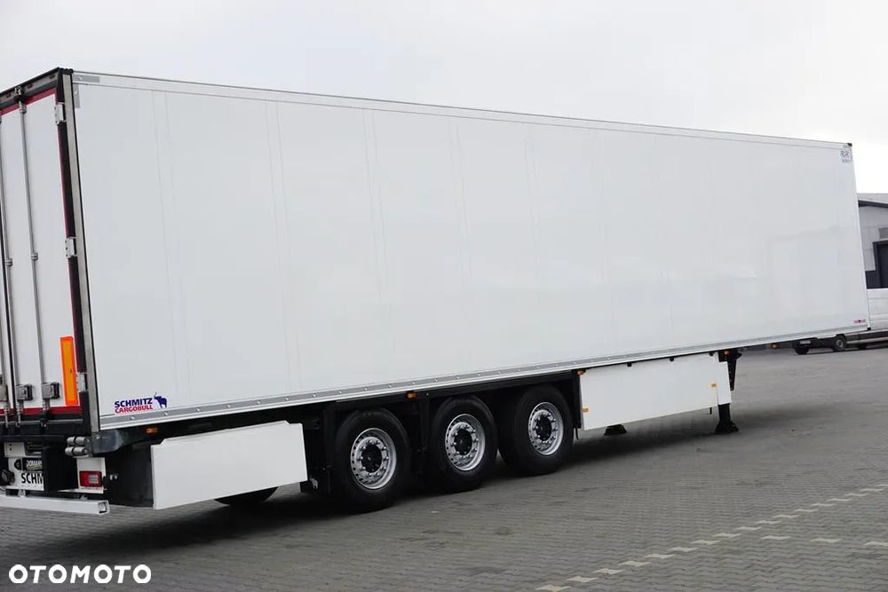 Schmitz Cargobull CHŁODNIA / CARRIER 1950 / MULTITEMPERATURA / OŚ PODNOSZONA - 14