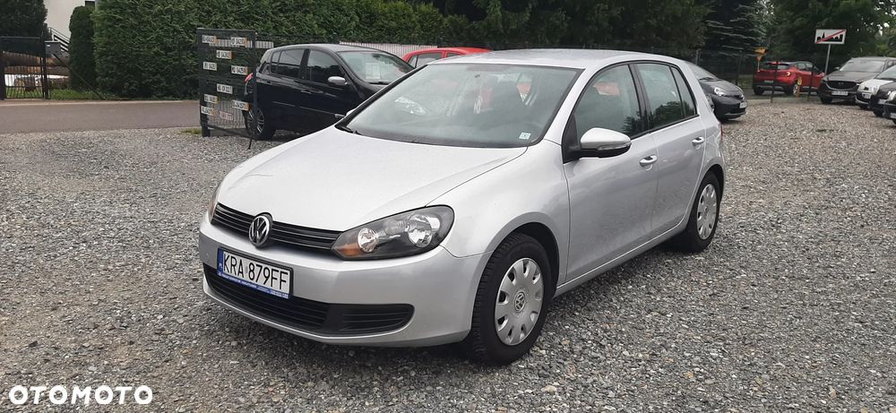 Volkswagen Golf - 1