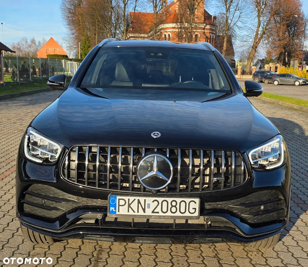 Mercedes-Benz GLC 300 4Matic 9G-TRONIC AMG Line - 3