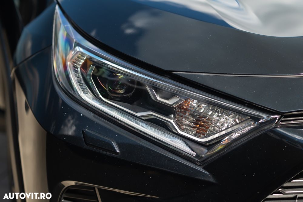 Toyota RAV4 2.5 VVT-iE 4x4 Luxury - 13