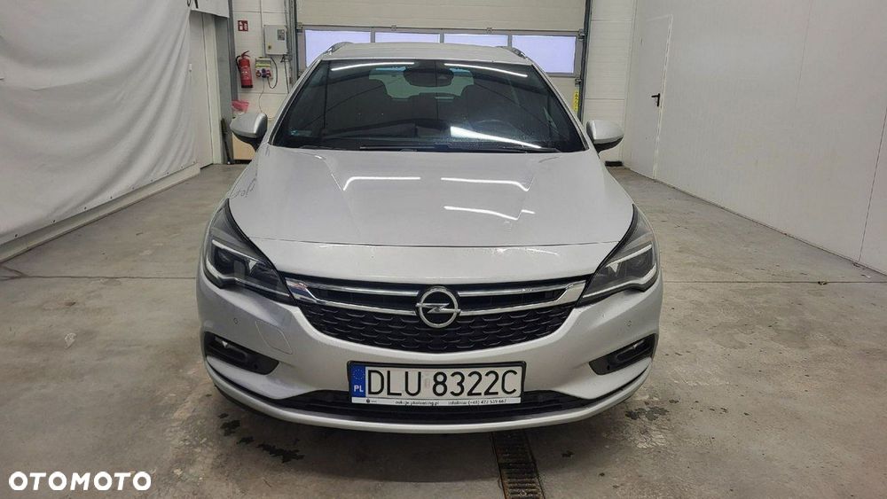 Opel Astra 1.6 CDTI Dynamic S&S - 2
