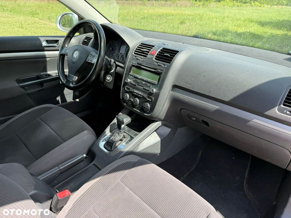 Volkswagen Golf Variant - 12