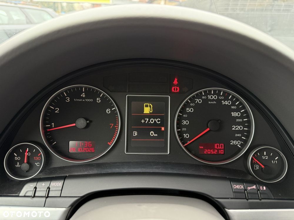 Audi A4 Avant - 28
