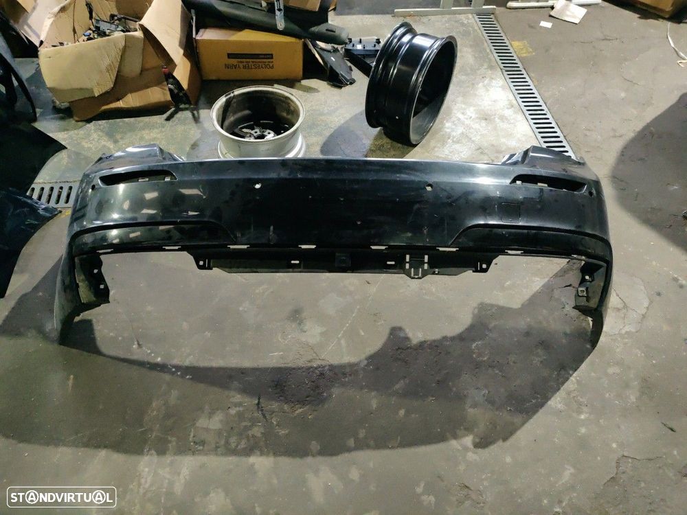Parachoques Trás / Para Choques Traseiro Nu Bmw 7 (F01, F02, F03, F04) - 1