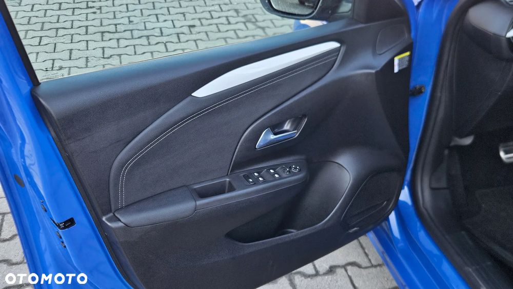 Opel Corsa 1.2 T mHEV GS eDCT - 12