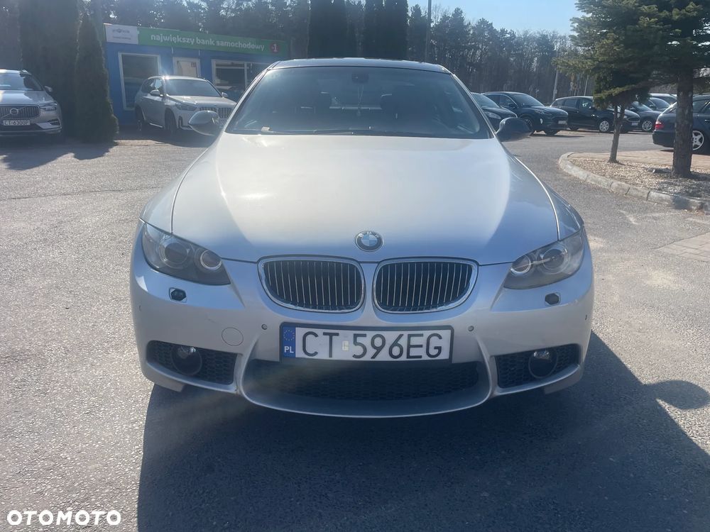 BMW Seria 3 325i - 3
