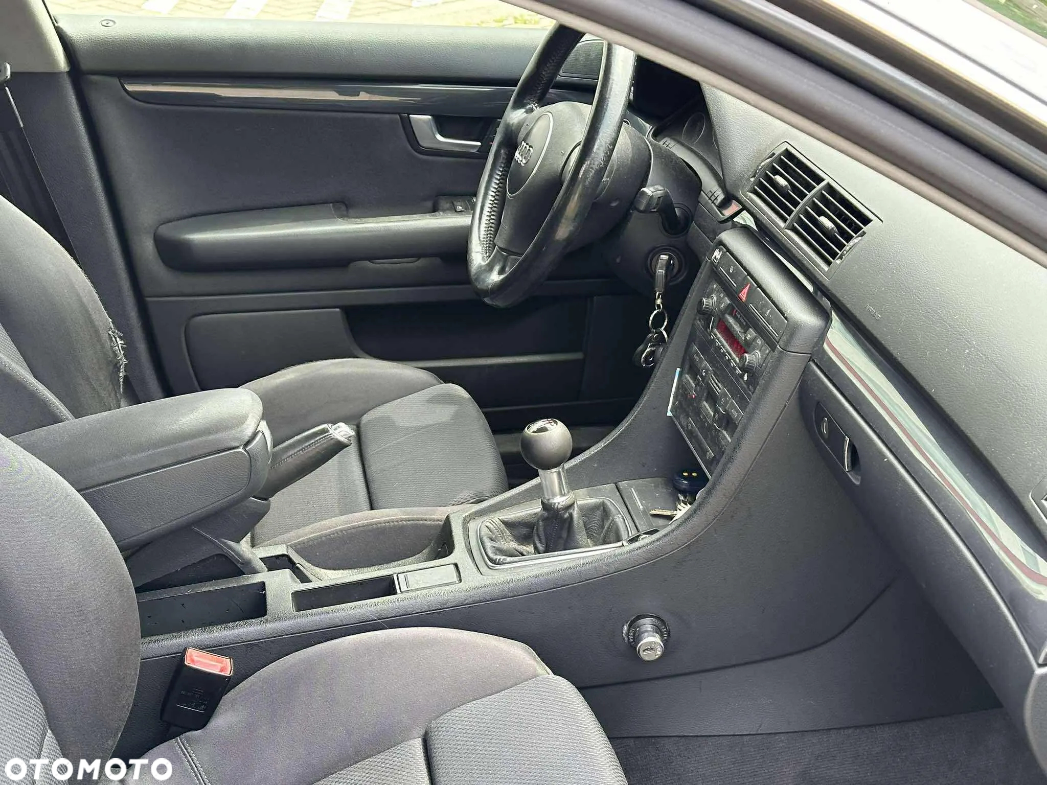 Audi A4 Avant 2.4 - 5