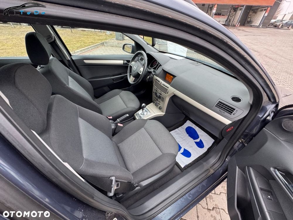 Opel Astra 1.6 Cosmo EasyTronic - 19