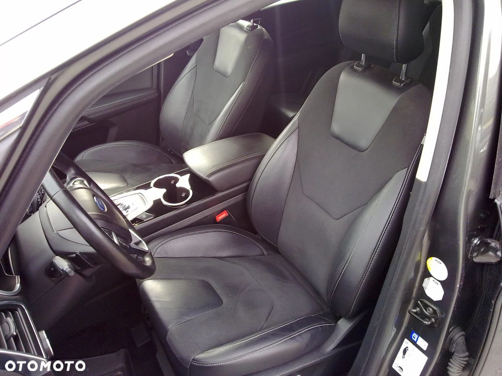 Ford S-Max 2.0 EcoBlue Titanium - 14