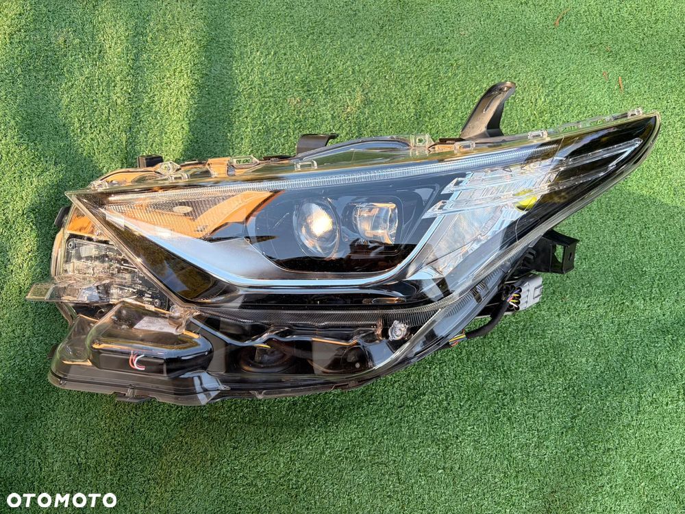 TOYOTA AURIS Lampa lewa przednia lewy przód FULL LED 81150-02K60 - 2