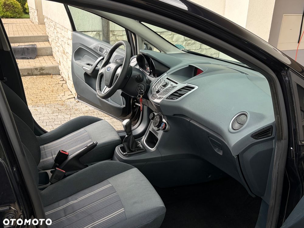 Ford Fiesta 1.25 Silver X - 16