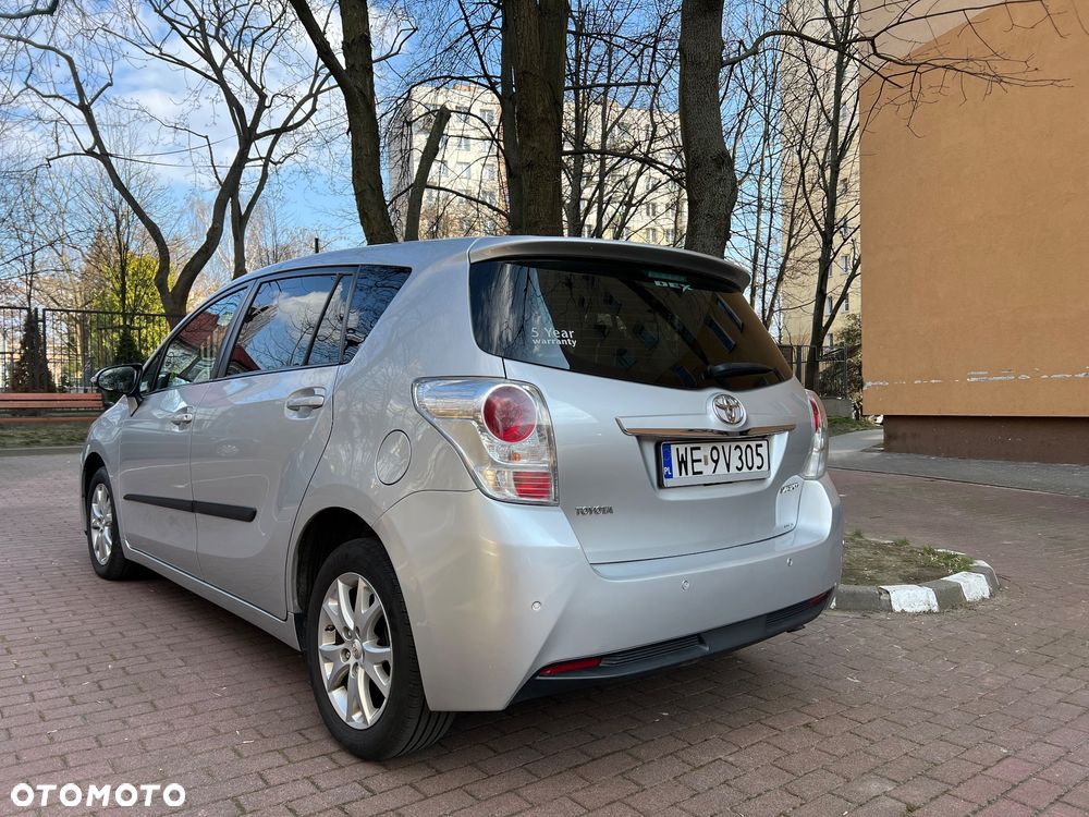 Toyota Verso 1.6 D-4D 5-Sitzer Start/Stop Skyview Edition - 7