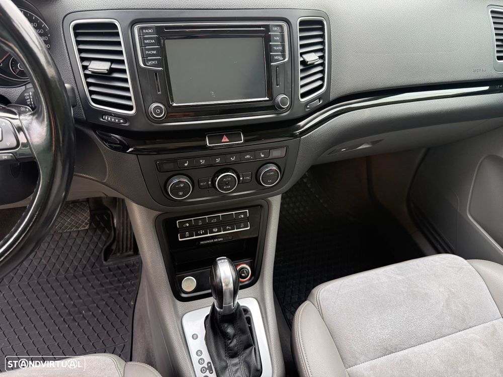 VW Sharan 2.0 TDI Highline DSG - 22