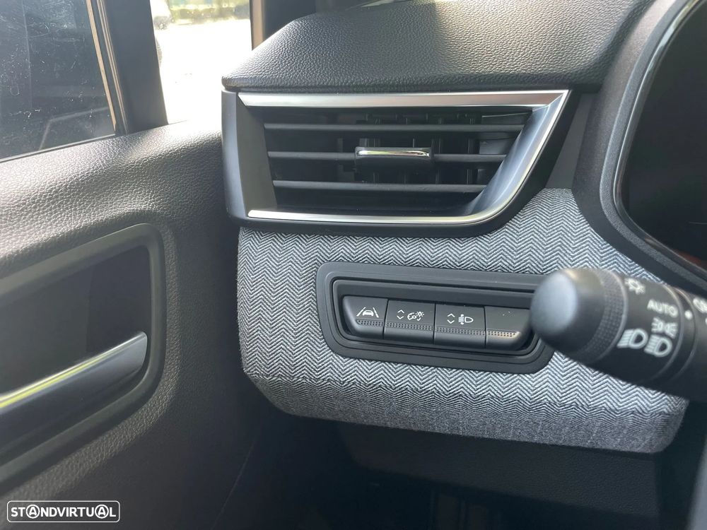 Renault Clio 1.0 TCe Techno - 10