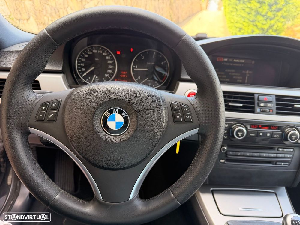 BMW 320 d DPF Edition Fleet Sport - 21
