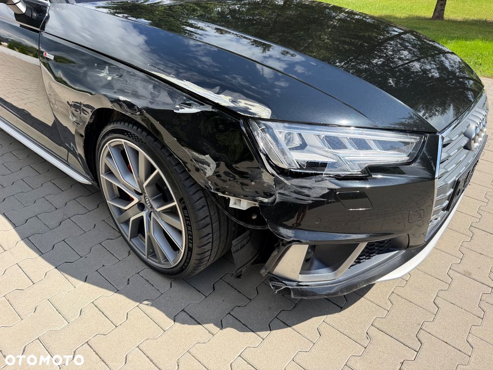 Audi A4 Limousine 40 TDI S Line S tronic - 4
